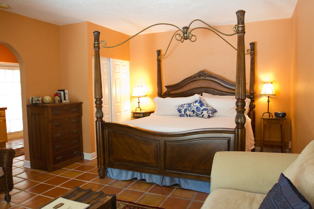 Mango Inn Bed And Breakfast レイク・ワース エクステリア 写真